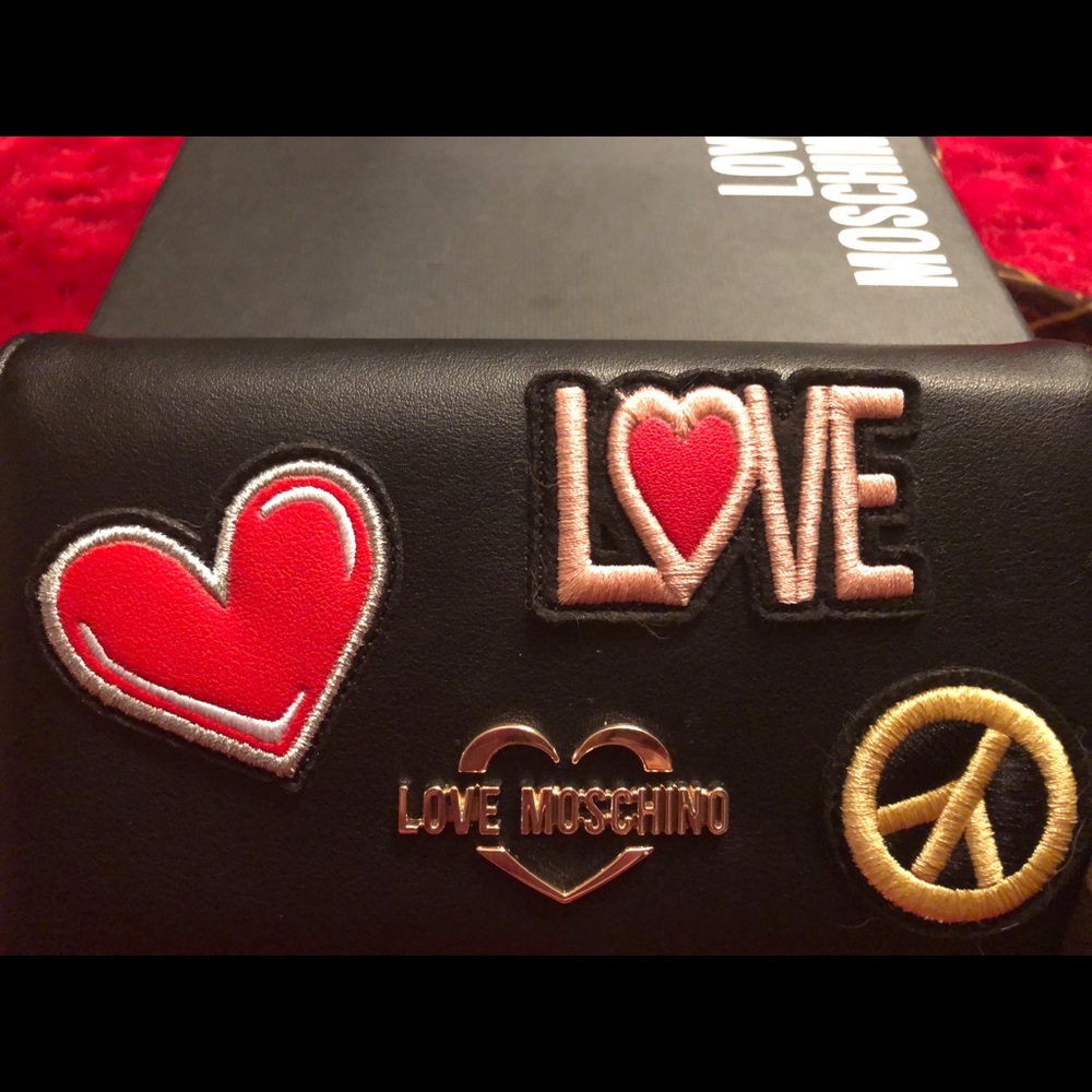 LOVE Moshino Clutch with Detachable Strap - Black
